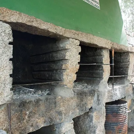 Os Fieitas キャンプ場